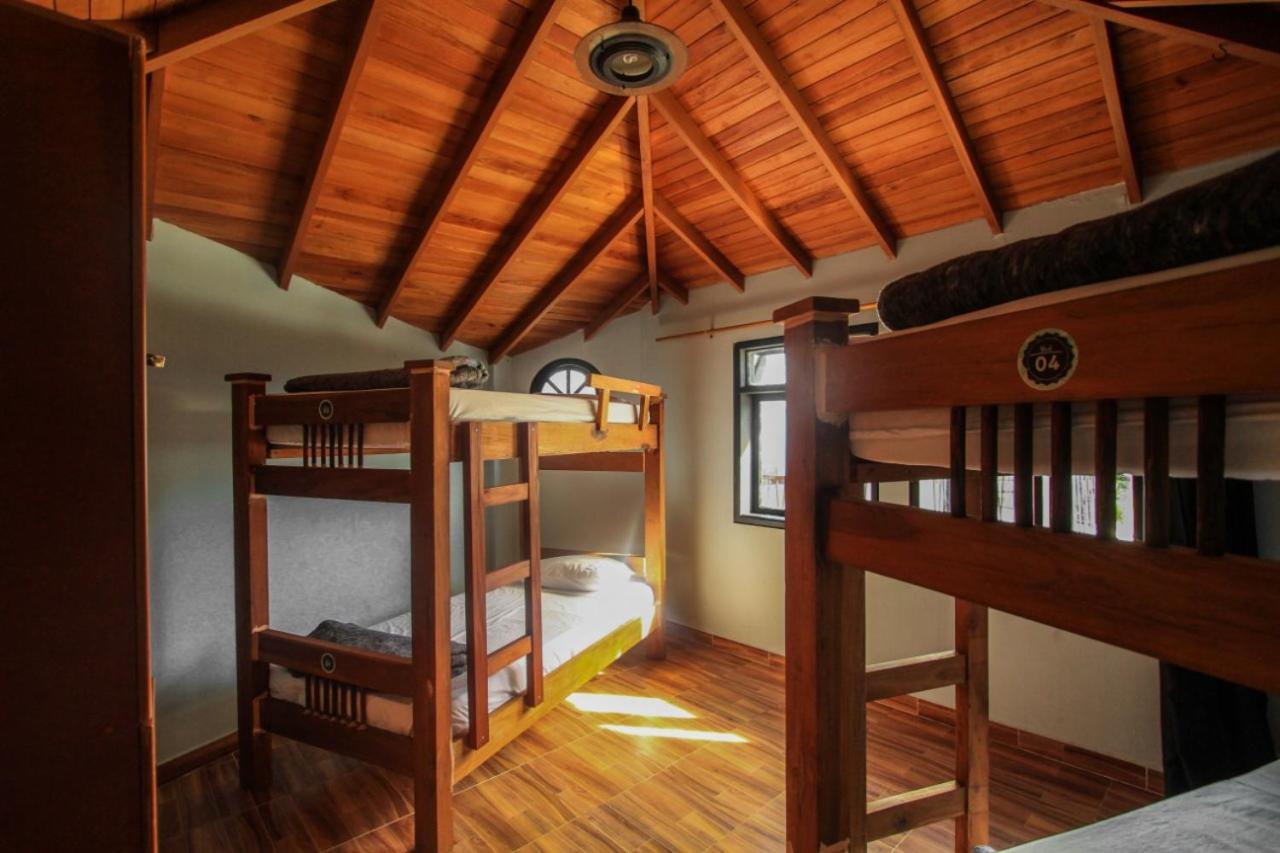 Happy Buddha Hostel & Lodge Guatapé Стая снимка
