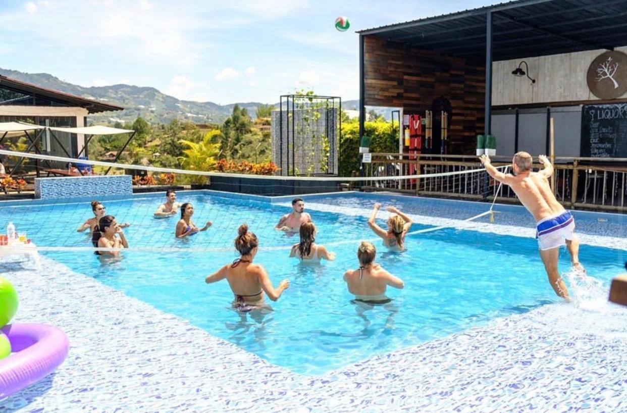 Happy Buddha Hostel & Lodge Guatapé Екстериор снимка